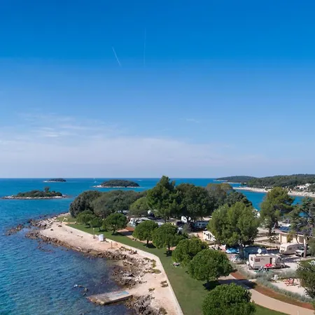 Maistra Valkanela Pitches Camping 4*
