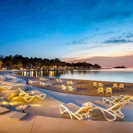 Maistra Valkanela Pitches Parque de Campismo Funtana